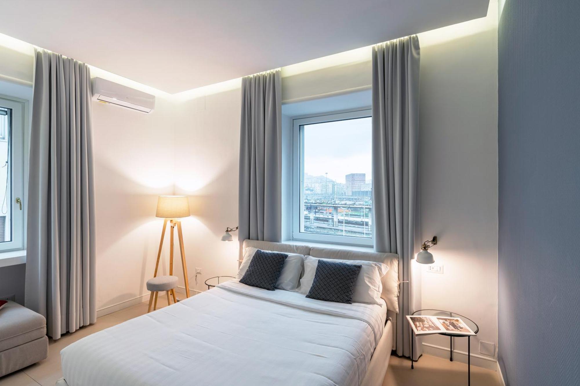 Starhost - Petit B&B Salerno Bagian luar foto