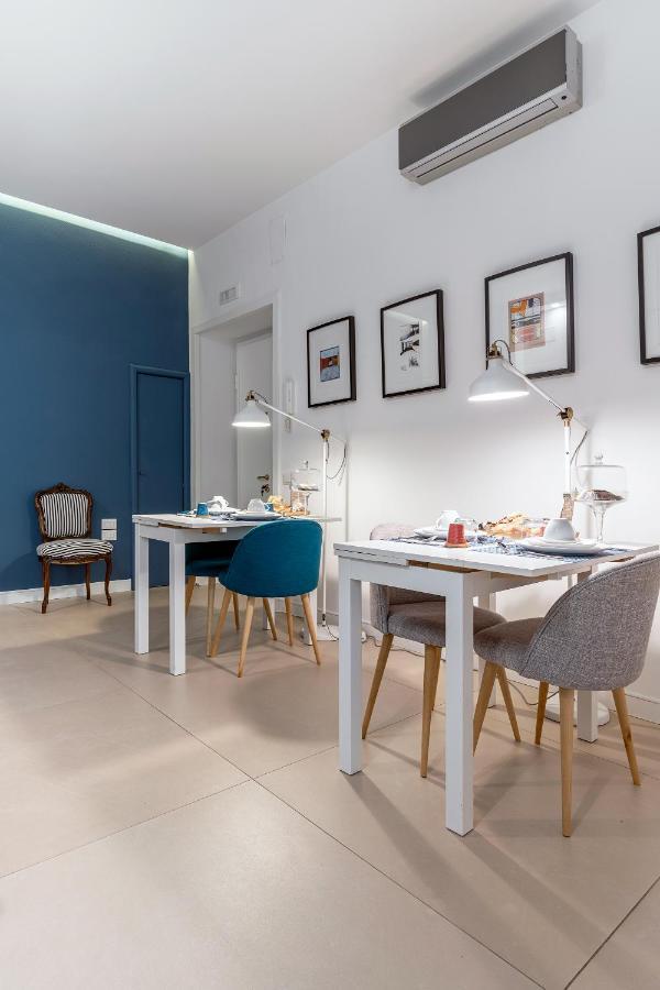 Starhost - Petit B&B Salerno Bagian luar foto