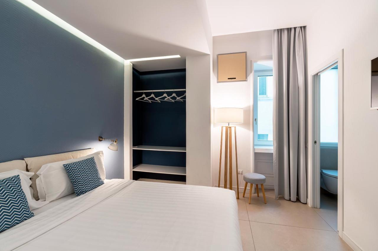 Starhost - Petit B&B Salerno Bagian luar foto