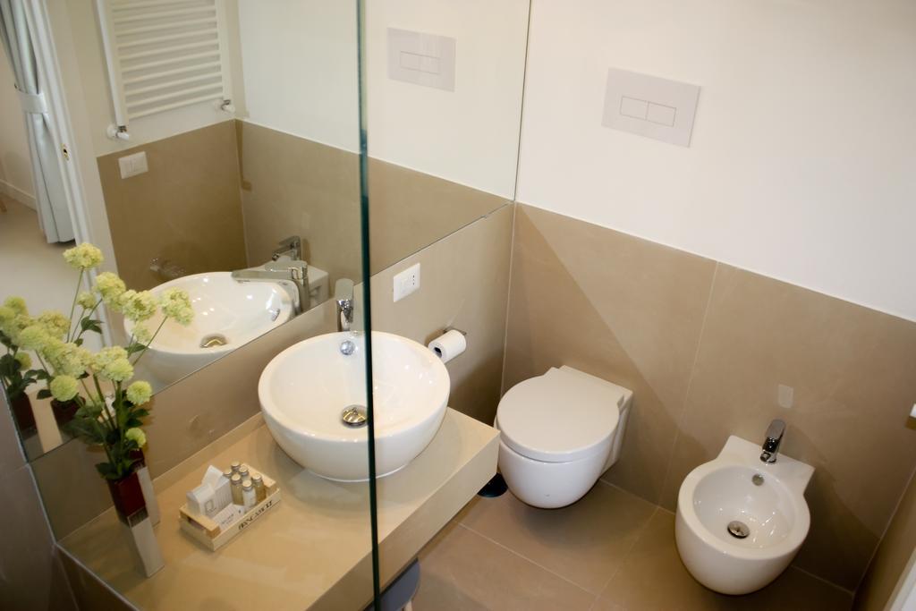Starhost - Petit B&B Salerno Ruang foto